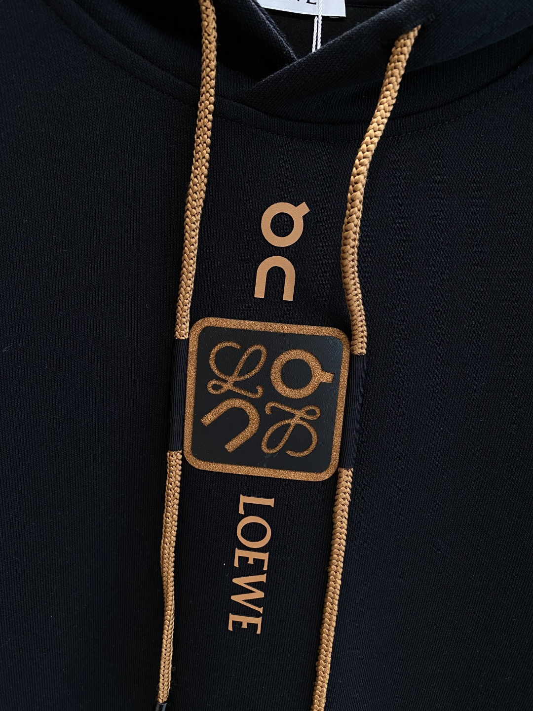 《𝙉𝙚𝙬🤍🖤罗家》2025最新款卫衣，独家发售！原版复刻，独家设计，超强工艺！极其奢华！版型超赞！尺码 