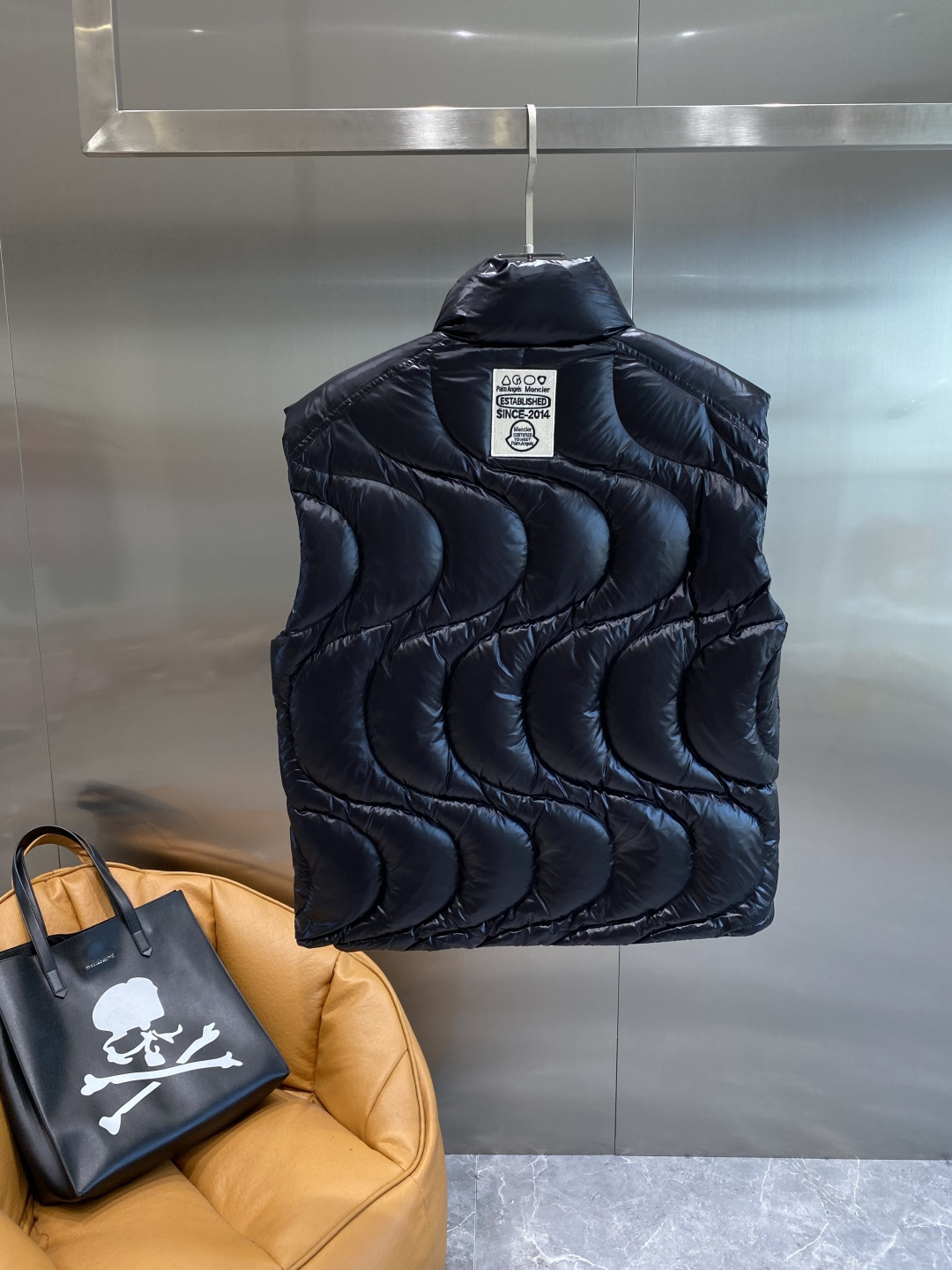 《𝙉𝙚𝙬🤍🖤蒙家》羽绒服 爆款🔥秋冬新款🆕羽绒服 原版1:1订制五金配件全进口原版定制 欢迎专柜对比 绝