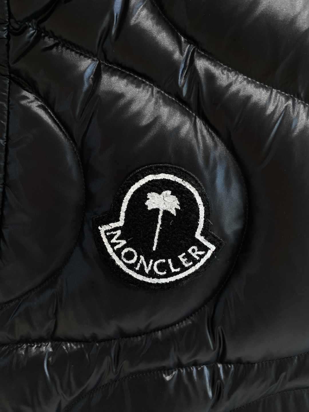 《𝙉𝙚𝙬🤍🖤蒙家》羽绒服 爆款🔥秋冬新款🆕羽绒服 原版1:1订制五金配件全进口原版定制 欢迎专柜对比 绝