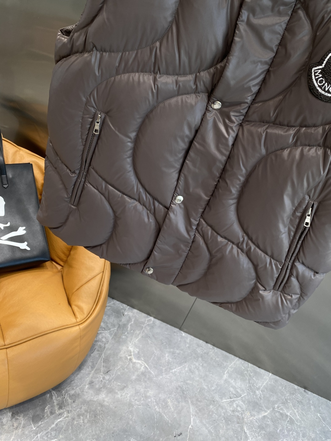 《𝙉𝙚𝙬🤍🖤蒙家》羽绒服 爆款🔥秋冬新款🆕羽绒服 原版1:1订制五金配件全进口原版定制 欢迎专柜对比 绝
