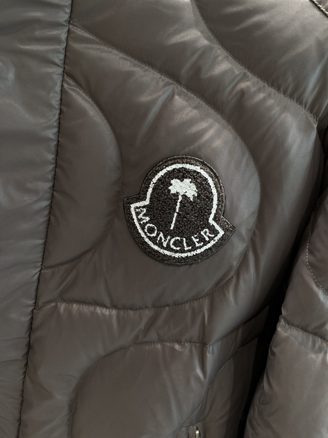 《𝙉𝙚𝙬🤍🖤蒙家》羽绒服 爆款🔥秋冬新款🆕羽绒服 原版1:1订制五金配件全进口原版定制 欢迎专柜对比 绝