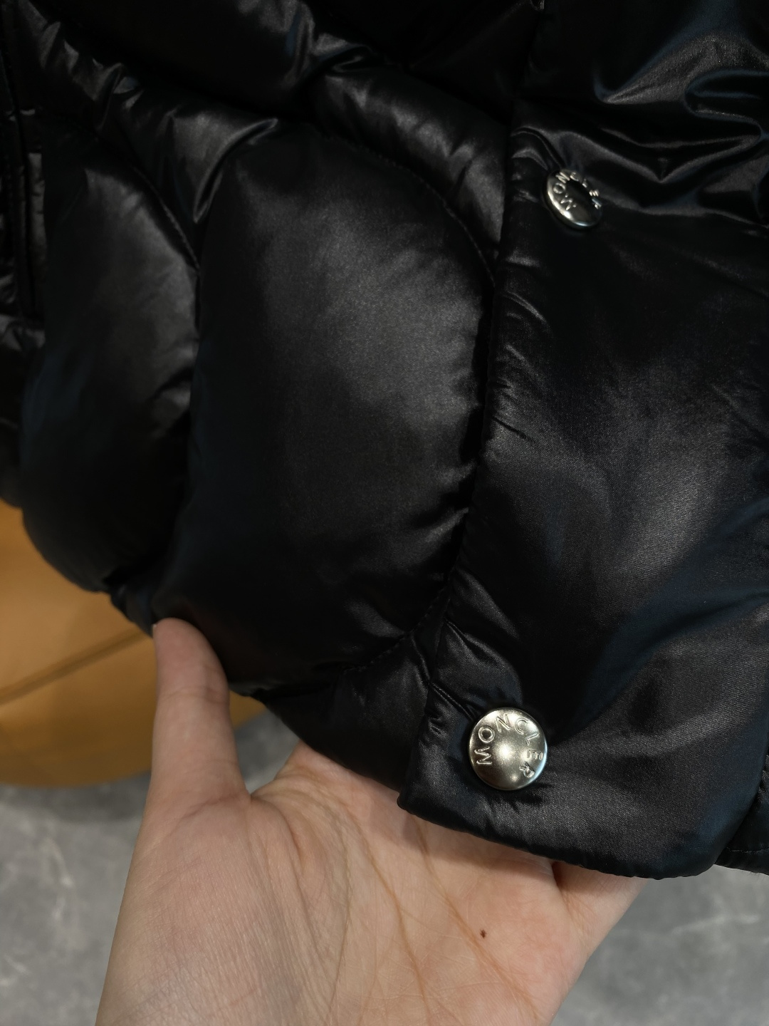 《𝙉𝙚𝙬🤍🖤蒙家》羽绒服 爆款🔥秋冬新款🆕羽绒服 原版1:1订制五金配件全进口原版定制 欢迎专柜对比 绝