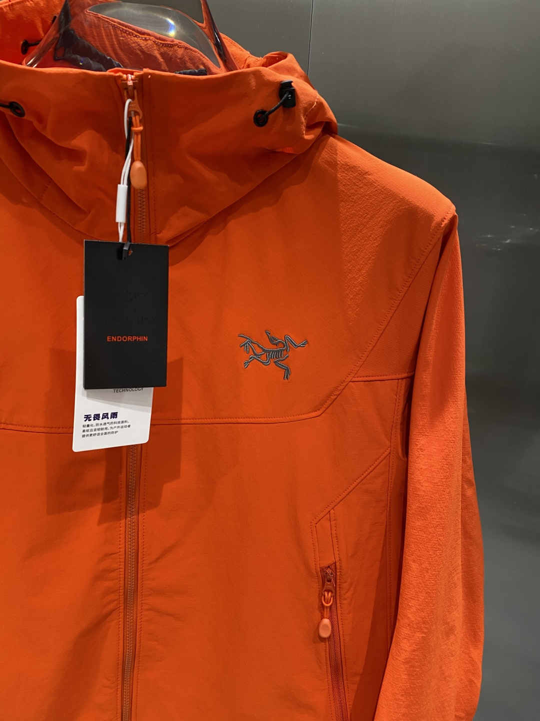 《𝙉𝙚𝙬🤍🖤鸟家》25ss早秋风衣爆款 秋冬专柜新款休闲时尚 超前卫设计风格 细腻舒适 多重重工艺 整体