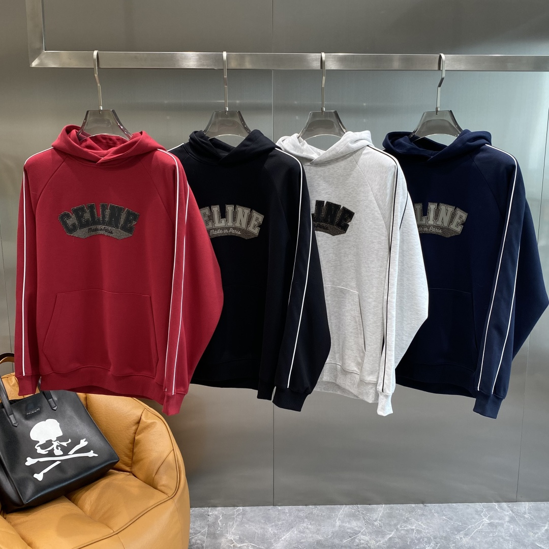 NO:599895,'Saijia' 2025ss latest autumn and winter counters have the same style for the first time!  High-end fashionable casual sweatshirt, the super authentic upper body will instantly transform you into an oppa!  Simple and fashionable three-dimensional tailoring, unique craftsmanship, produced by the original factory. The upper body effect is excellent, showing the confident temperament; all details show the perfect quality. The classic logo on the chest symbolizes the brand's supreme quality. Owning it is the beginning of another fashion. Size M-3XL, hoodie, sweatshirts, alexander wang19860909《赛家》 2025ss秋冬最新款专柜同款首发！高端时尚休闲卫衣,超正版型上身瞬间变欧巴！简约时尚的三维裁剪,工艺独特,原单代工厂出品 上身效果极佳,彰显自信气质；所有细微处尽情展现完美品质胸口的经典Logo象征了品牌至高的品质,拥有,便是另一种时尚的开始,码数M—3XL隔天,,hoodie,sweatshirts,alexander wang,Men's clothing