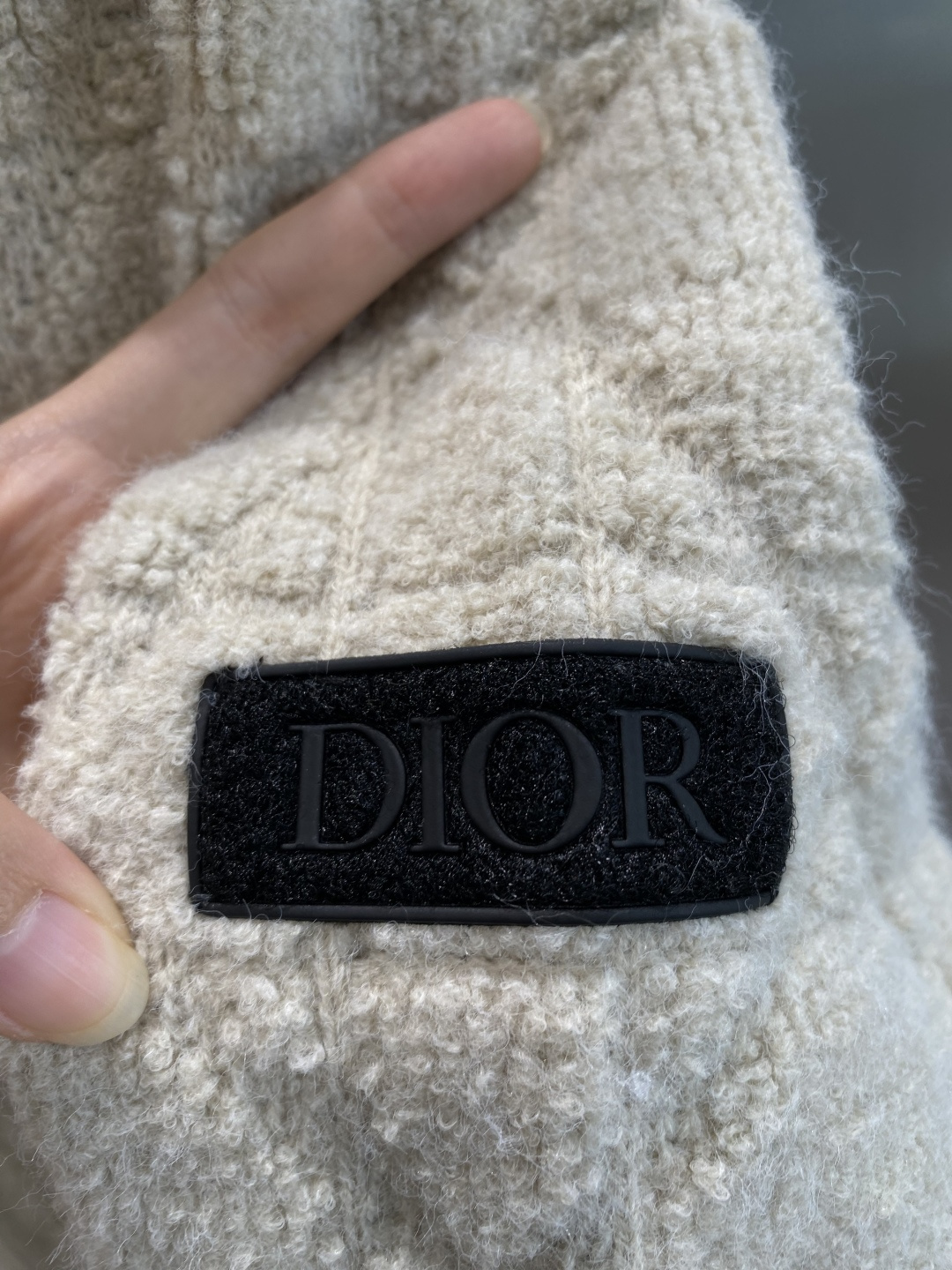 《𝙉𝙚𝙬🤍🖤迪家》25ss秋冬 最新最顶级开衫羊毛针织衫开衫毛衣，精致配色融合新款潮开衫，最顶级的品质专