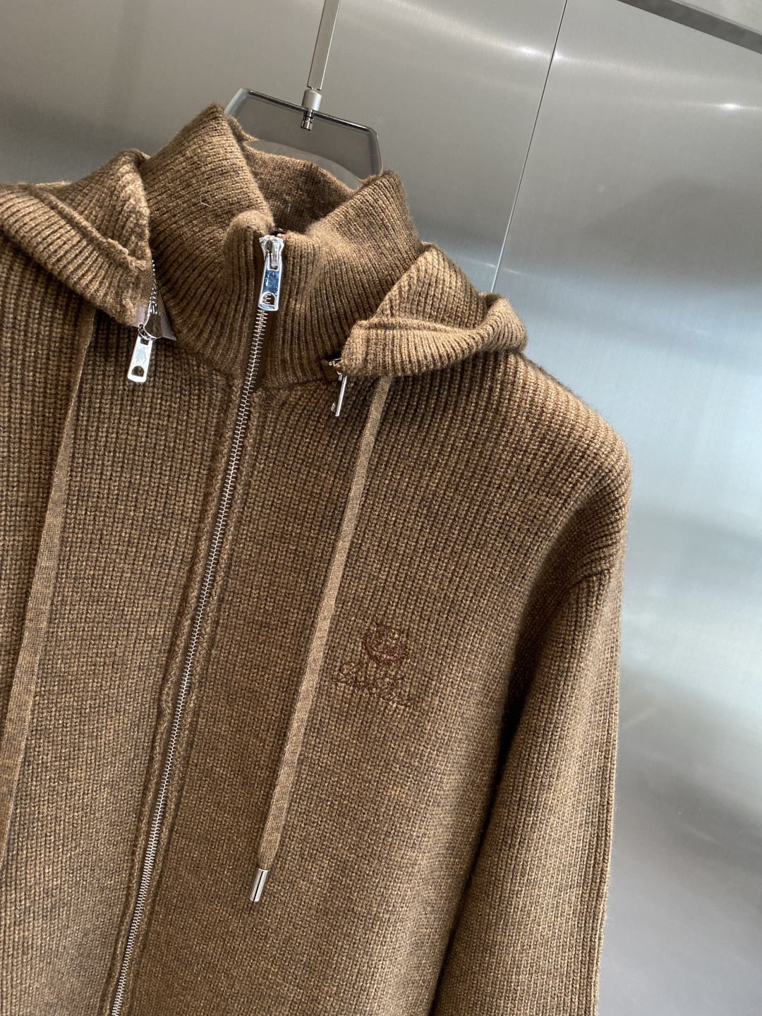 《𝙉𝙚𝙬🤍🖤lP🆕家》25ss秋冬 最新最顶级开衫羊毛针织衫开衫毛衣，精致配色融合新款潮套头衫，最顶级的