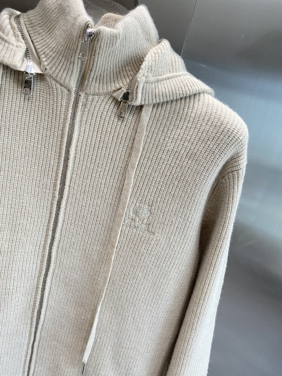 《𝙉𝙚𝙬🤍🖤lP🆕家》25ss秋冬 最新最顶级开衫羊毛针织衫开衫毛衣，精致配色融合新款潮套头衫，最顶级的