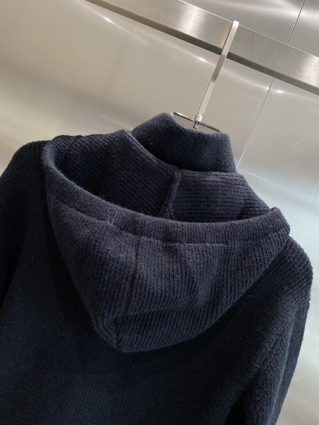 《𝙉𝙚𝙬🤍🖤lP🆕家》25ss秋冬 最新最顶级开衫羊毛针织衫开衫毛衣，精致配色融合新款潮套头衫，最顶级的