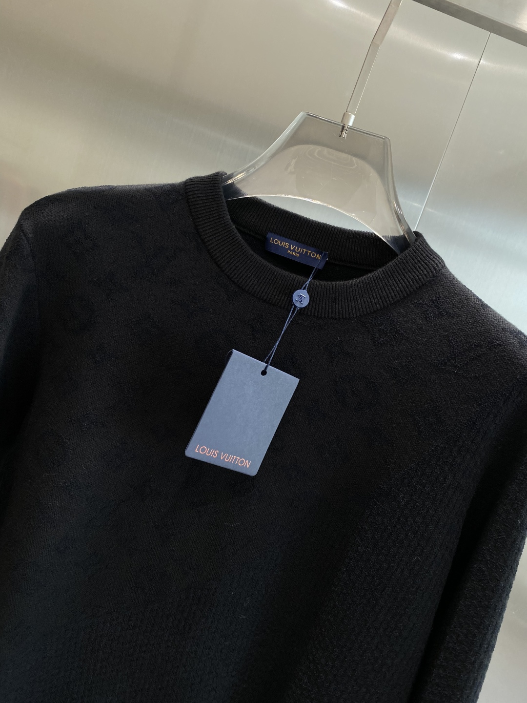 《𝙉𝙚𝙬🤍🖤驴家》2025官网秋冬季最新毛衣，专柜同步在售爆款！特供羊毛混纺面料.手感舒适.可直接接触皮