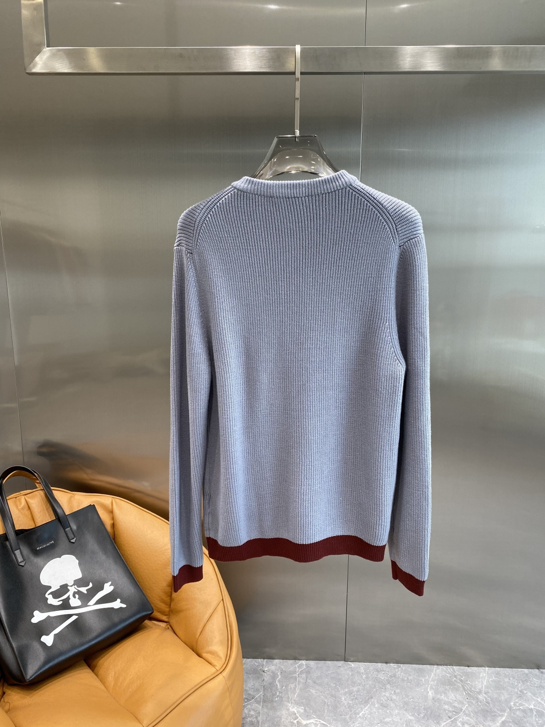 《𝙉𝙚𝙬🤍🖤古家》25ss秋冬 最新最顶级开衫羊毛针织衫开衫毛衣，精致配色融合新款潮开衫，最顶级的品质专