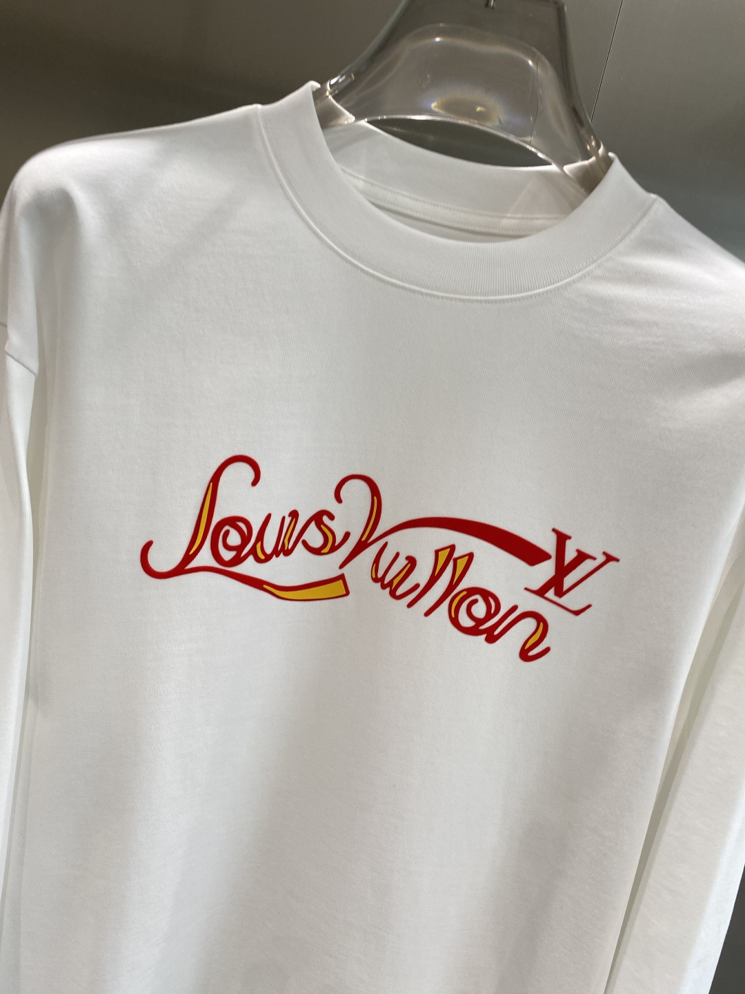 《𝙉𝙚𝙬🤍驴家》2025ss长袖t恤 定制全棉双纱紧密爽滑面料，布面干净，布纹清晰，手感非常细腻扎实，更