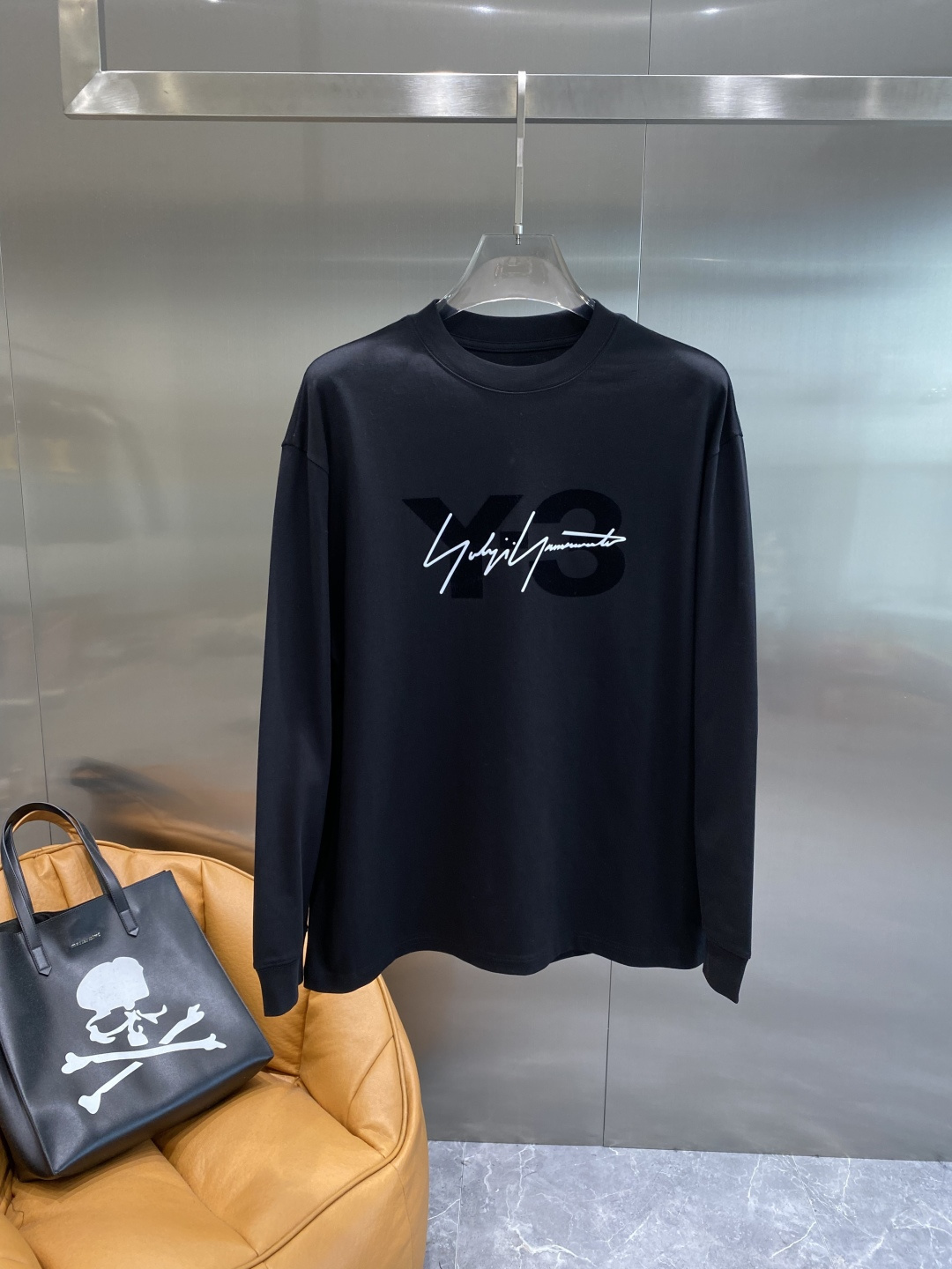 《𝙉𝙚𝙬🤍Y3家》2025ss长袖t恤 定制全棉双纱紧密爽滑面料，布面干净，布纹清晰，手感非常细腻扎实，