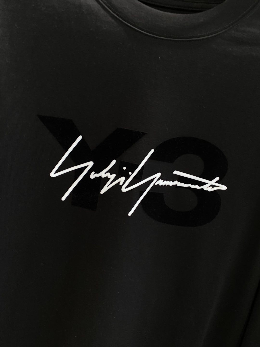 《𝙉𝙚𝙬🤍Y3家》2025ss长袖t恤 定制全棉双纱紧密爽滑面料，布面干净，布纹清晰，手感非常细腻扎实，