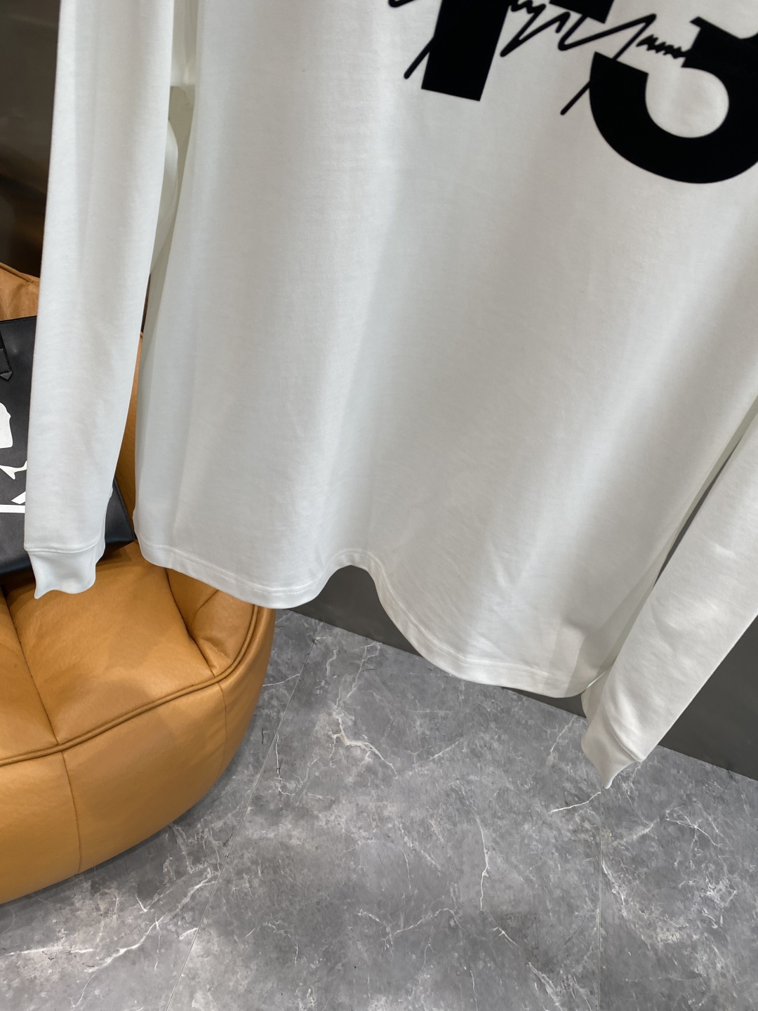 《𝙉𝙚𝙬🤍Y3家》2025ss长袖t恤 定制全棉双纱紧密爽滑面料，布面干净，布纹清晰，手感非常细腻扎实，