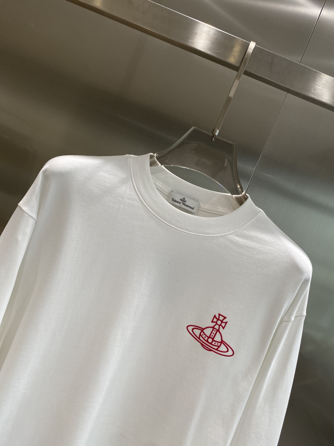 《𝙉𝙚𝙬🤍🖤西太家》2025秋冬专柜新款 时尚休闲打底衫长袖T恤，精选进口高密度双面拉架棉面料，精致原版