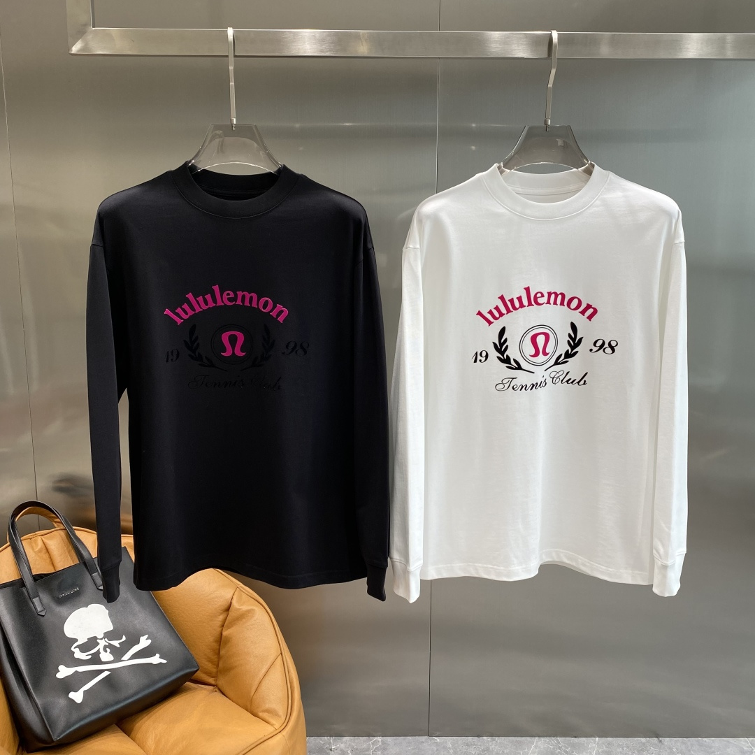 《𝙉𝙚𝙬🤍🖤露露家》2025秋冬专柜新款 时尚休闲打底衫长袖T恤，精选进口高密度双面拉架棉面料，精致原版