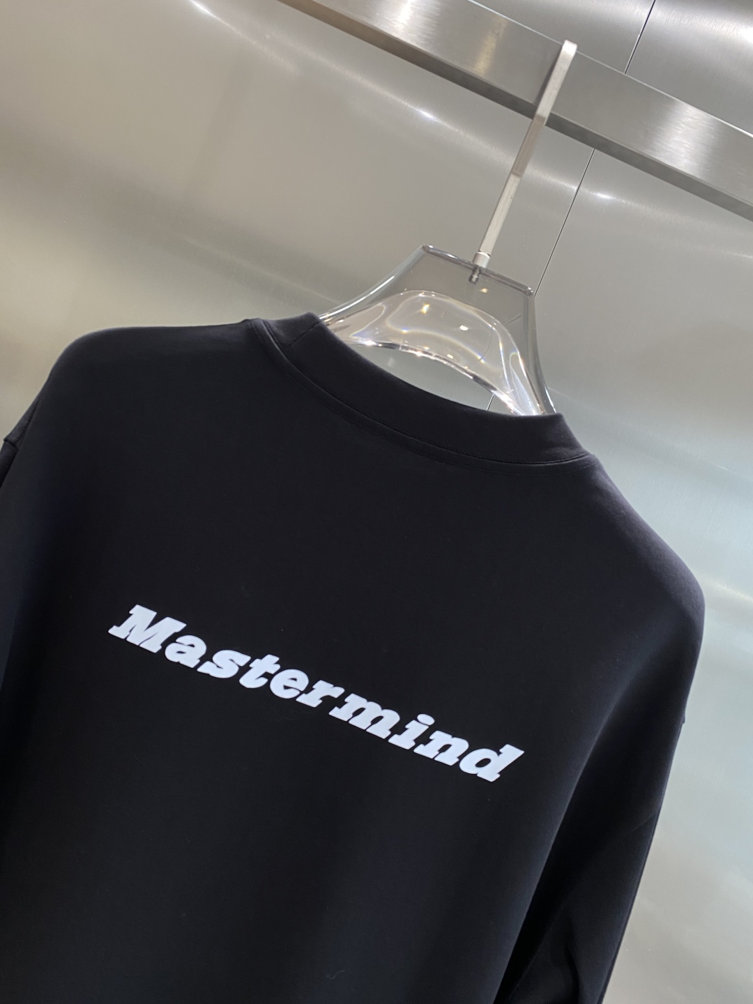 《𝙉𝙚𝙬🤍🖤MMJ家》2025秋冬专柜新款 时尚休闲打底衫长袖T恤，精选进口高密度双面拉架棉面料，精致原