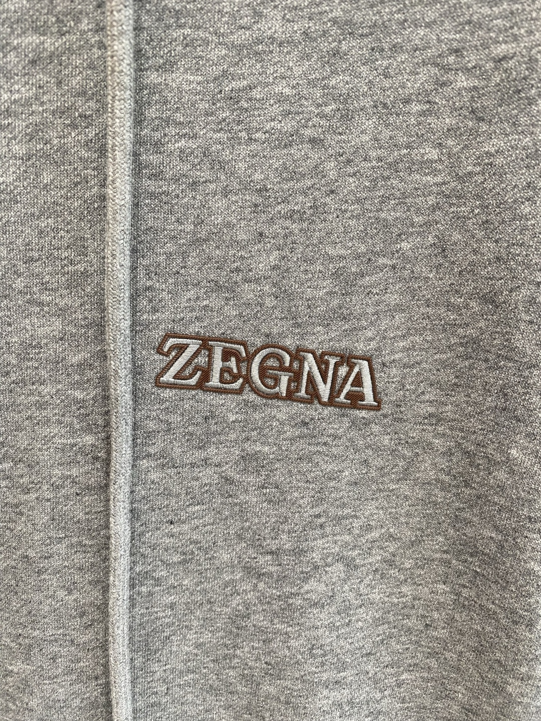 《𝙉𝙚𝙬🤍🖤杰尼家》2025秋冬新款套装 走秀款 定制面料 搭配夹克版型设计 非常洋气 版型超好不易褶皱
