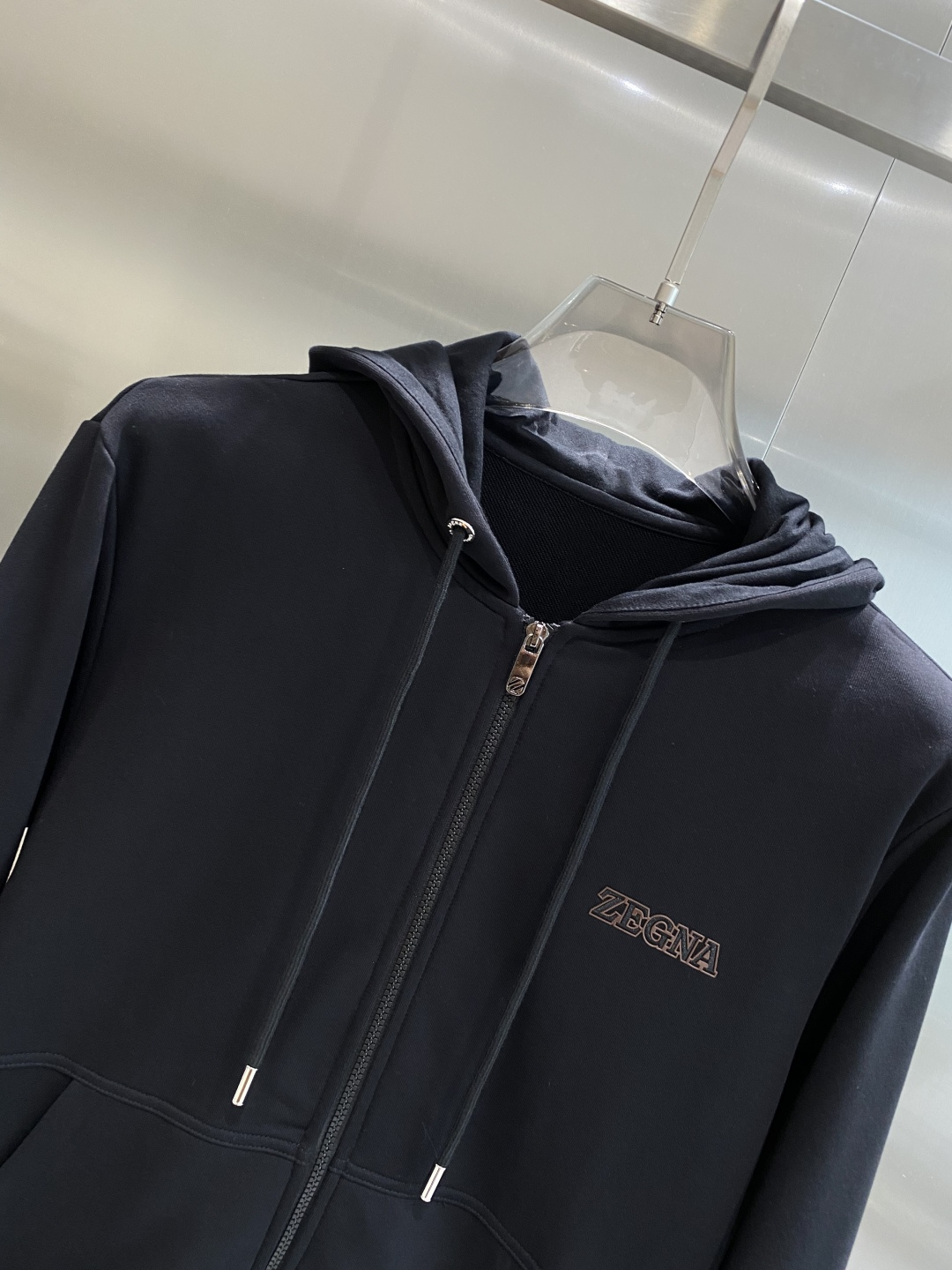 《𝙉𝙚𝙬🤍🖤杰尼家》2025秋冬新款套装 走秀款 定制面料 搭配夹克版型设计 非常洋气 版型超好不易褶皱