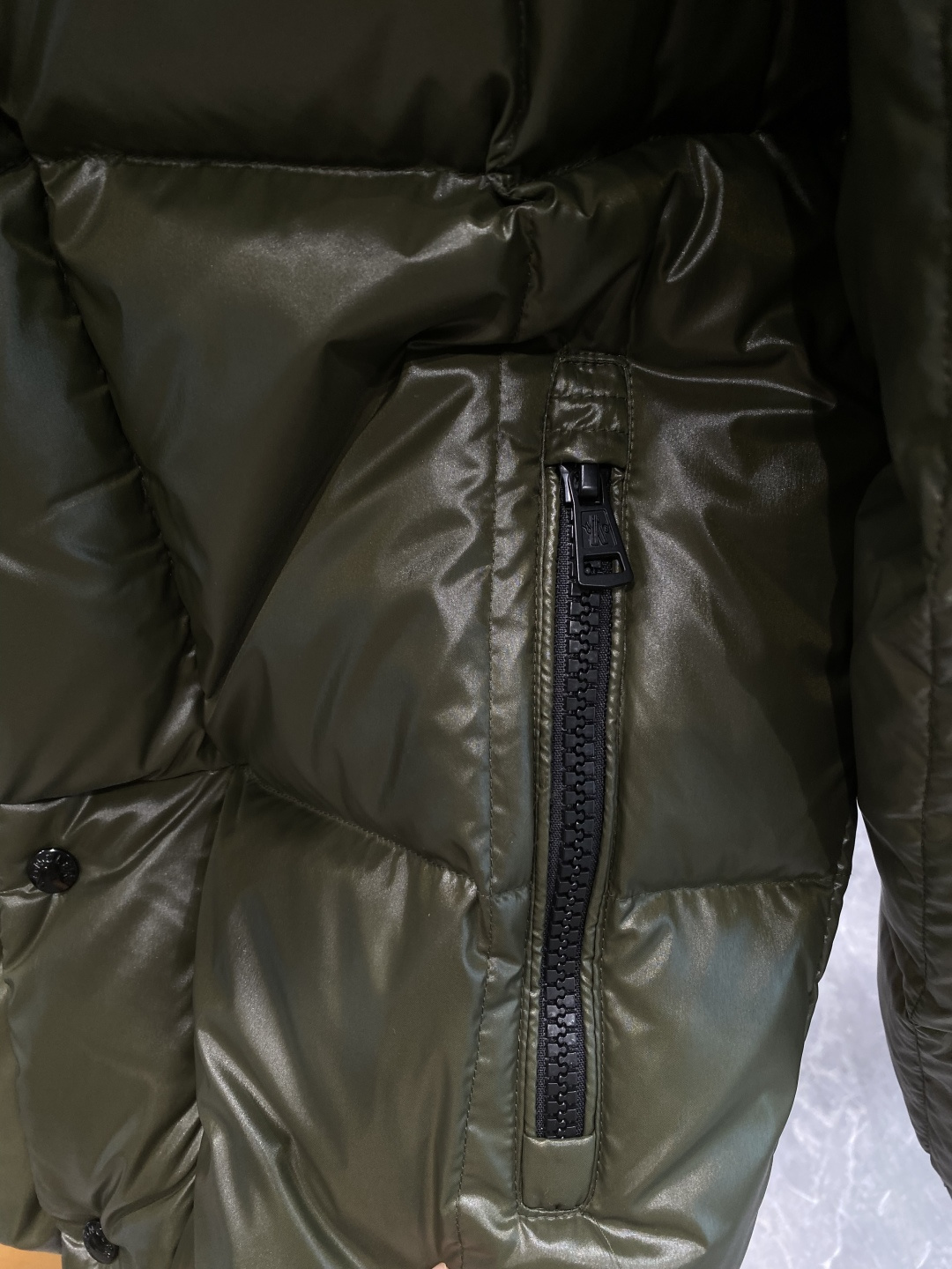 《𝙉𝙚𝙬🤍🖤蒙家》代购正品级别秋冬新款羽绒服 原版1:1订制五金配件全进口原版定制 欢迎专柜对比 绝对的