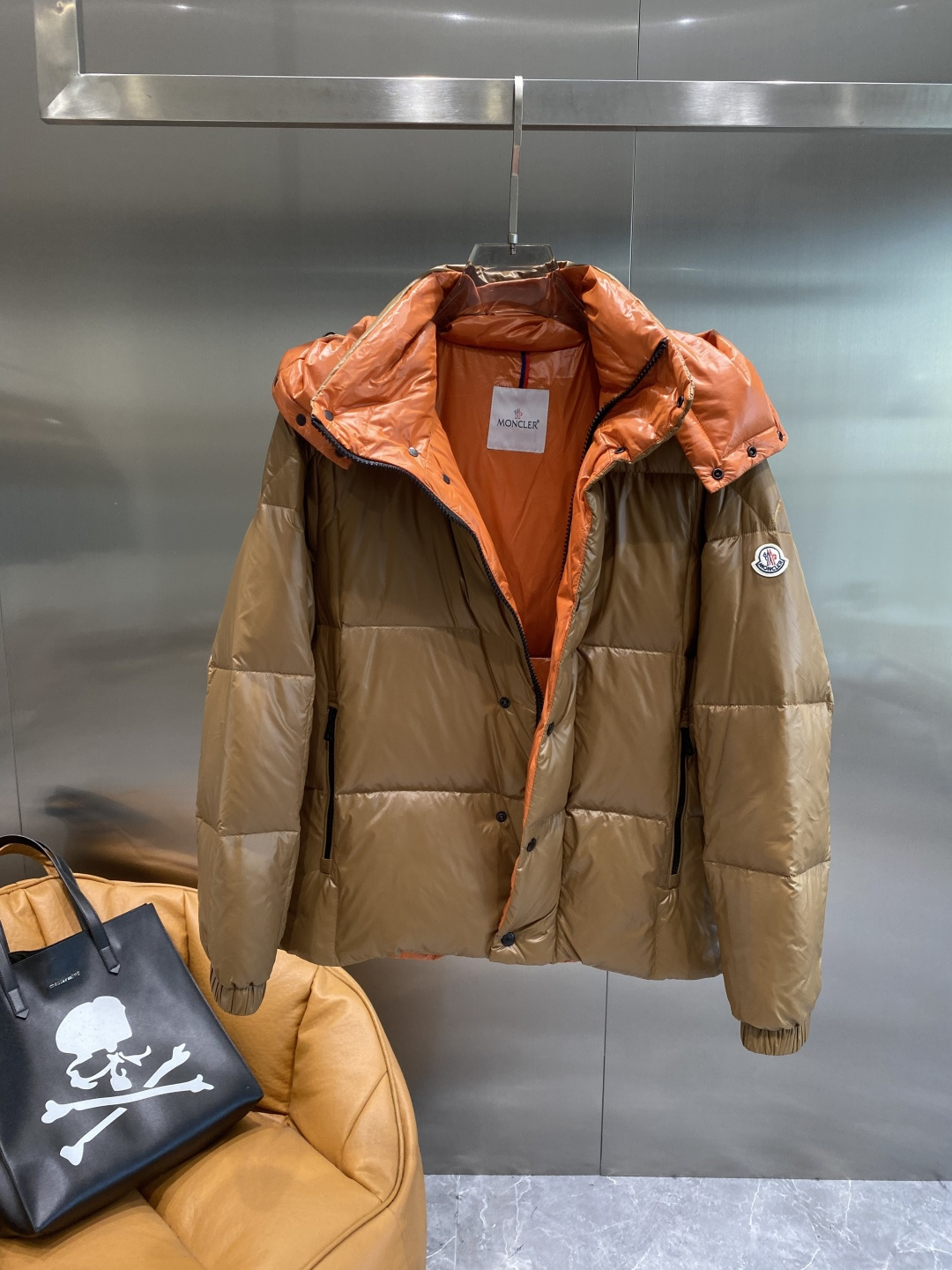 《𝙉𝙚𝙬🤍🖤蒙家》代购正品级别秋冬新款羽绒服 原版1:1订制五金配件全进口原版定制 欢迎专柜对比 绝对的