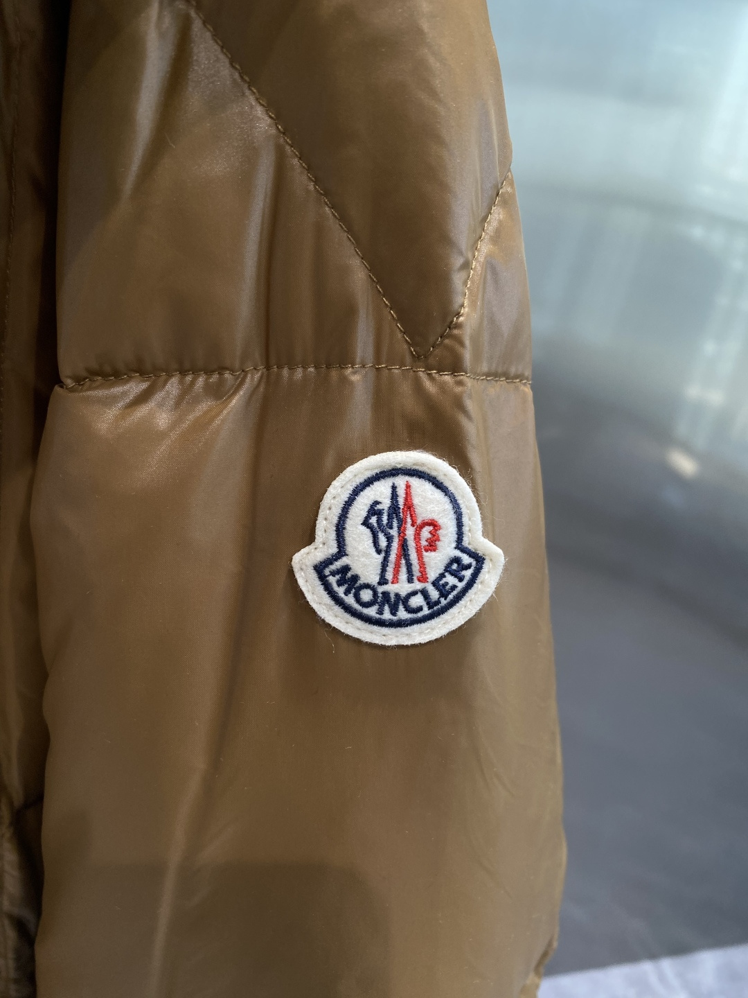 《𝙉𝙚𝙬🤍🖤蒙家》代购正品级别秋冬新款羽绒服 原版1:1订制五金配件全进口原版定制 欢迎专柜对比 绝对的