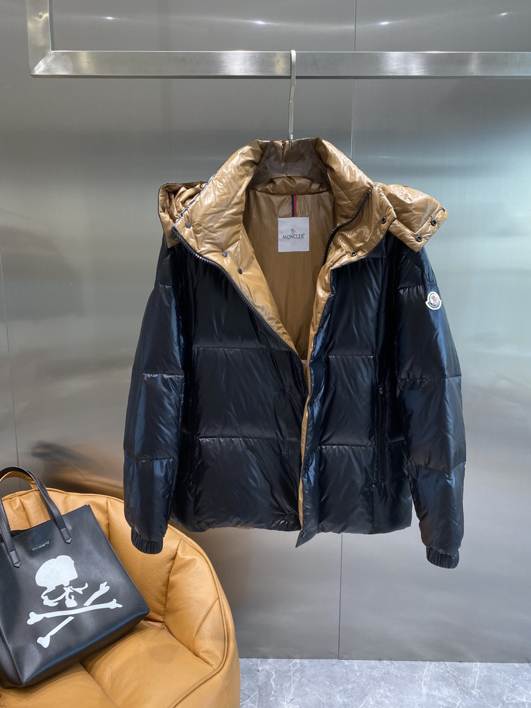 《𝙉𝙚𝙬🤍🖤蒙家》代购正品级别秋冬新款羽绒服 原版1:1订制五金配件全进口原版定制 欢迎专柜对比 绝对的