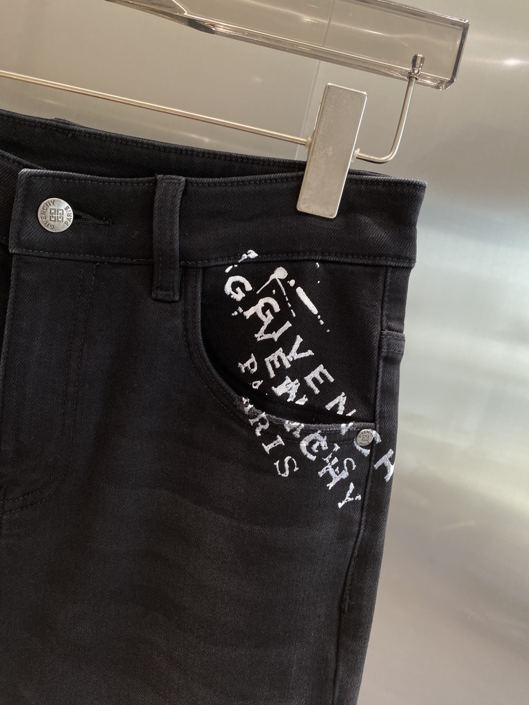 🌾售后✅ 《𝙉𝙚𝙬🖤🤍纪家》2025重工水洗休闲牛仔裤，进口原版水洗弹力面料，舒适有弹性，独特设计，版型