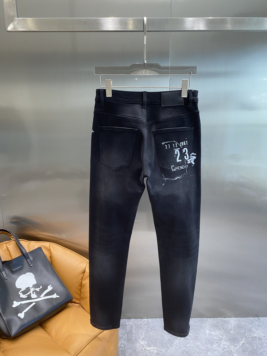 🌾售后✅ 《𝙉𝙚𝙬🖤🤍纪家》2025重工水洗休闲牛仔裤，进口原版水洗弹力面料，舒适有弹性，独特设计，版型