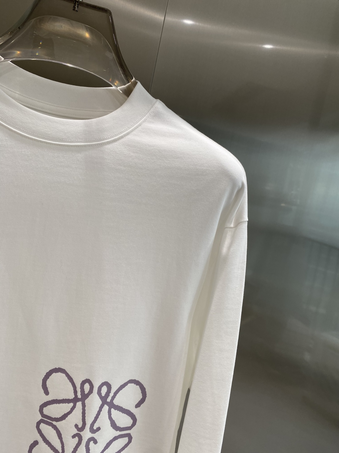 《𝙉𝙚𝙬🤍🖤罗家》2025秋冬专柜新款 时尚休闲打底衫长袖T恤，精选进口高密度双面拉架棉面料，精致原版l