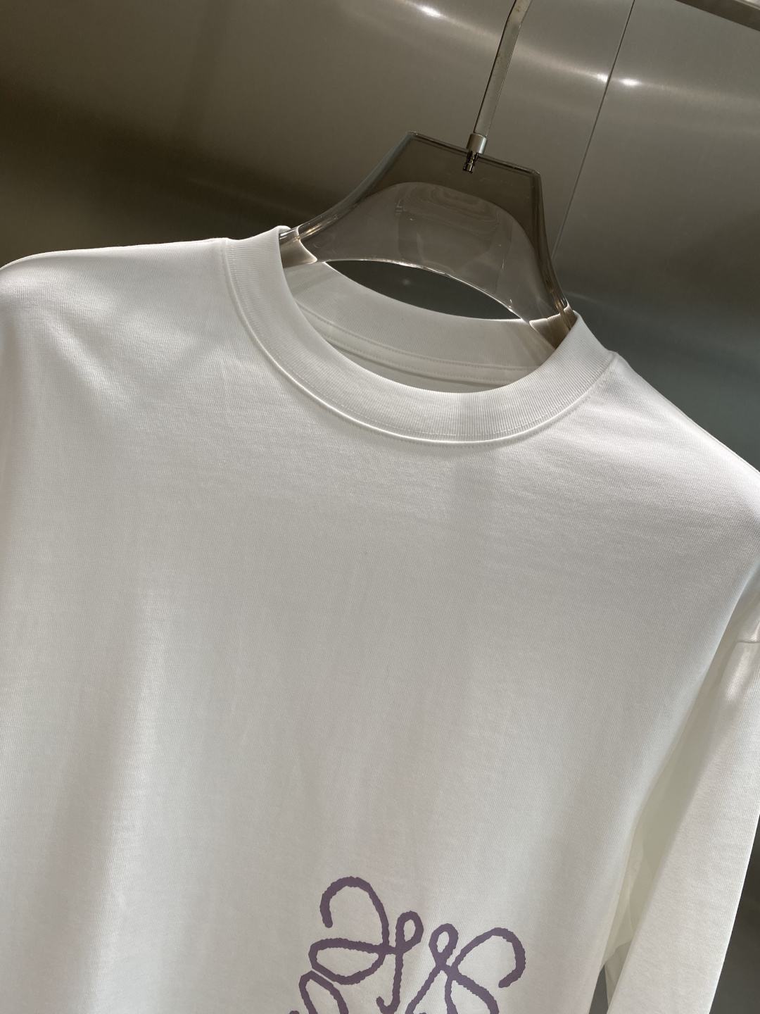 《𝙉𝙚𝙬🤍🖤罗家》2025秋冬专柜新款 时尚休闲打底衫长袖T恤，精选进口高密度双面拉架棉面料，精致原版l