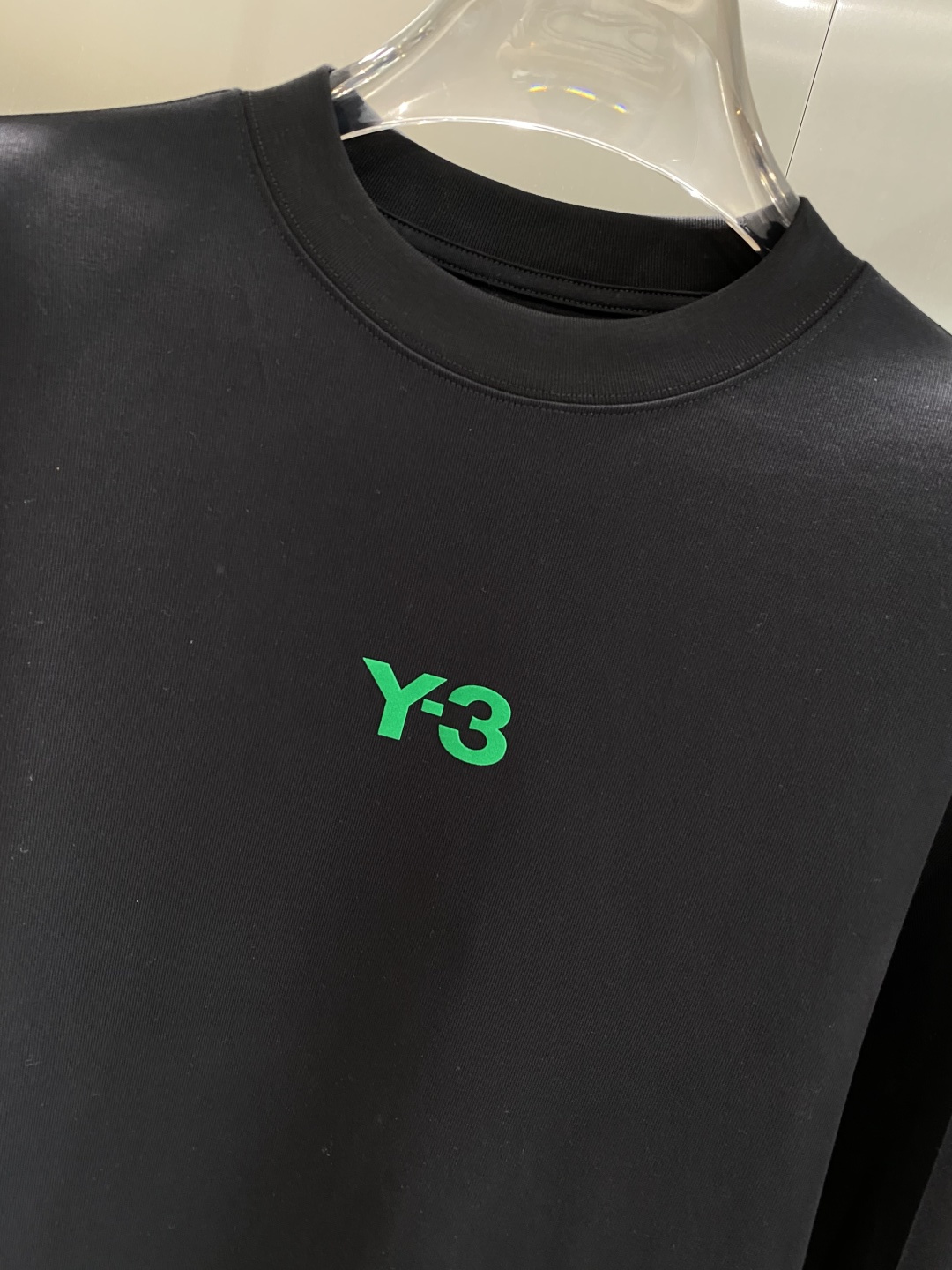 《𝙉𝙚𝙬🤍🖤Y3家》2025秋冬专柜新款 时尚休闲打底衫长袖T恤，精选进口高密度双面拉架棉面料，精致原版