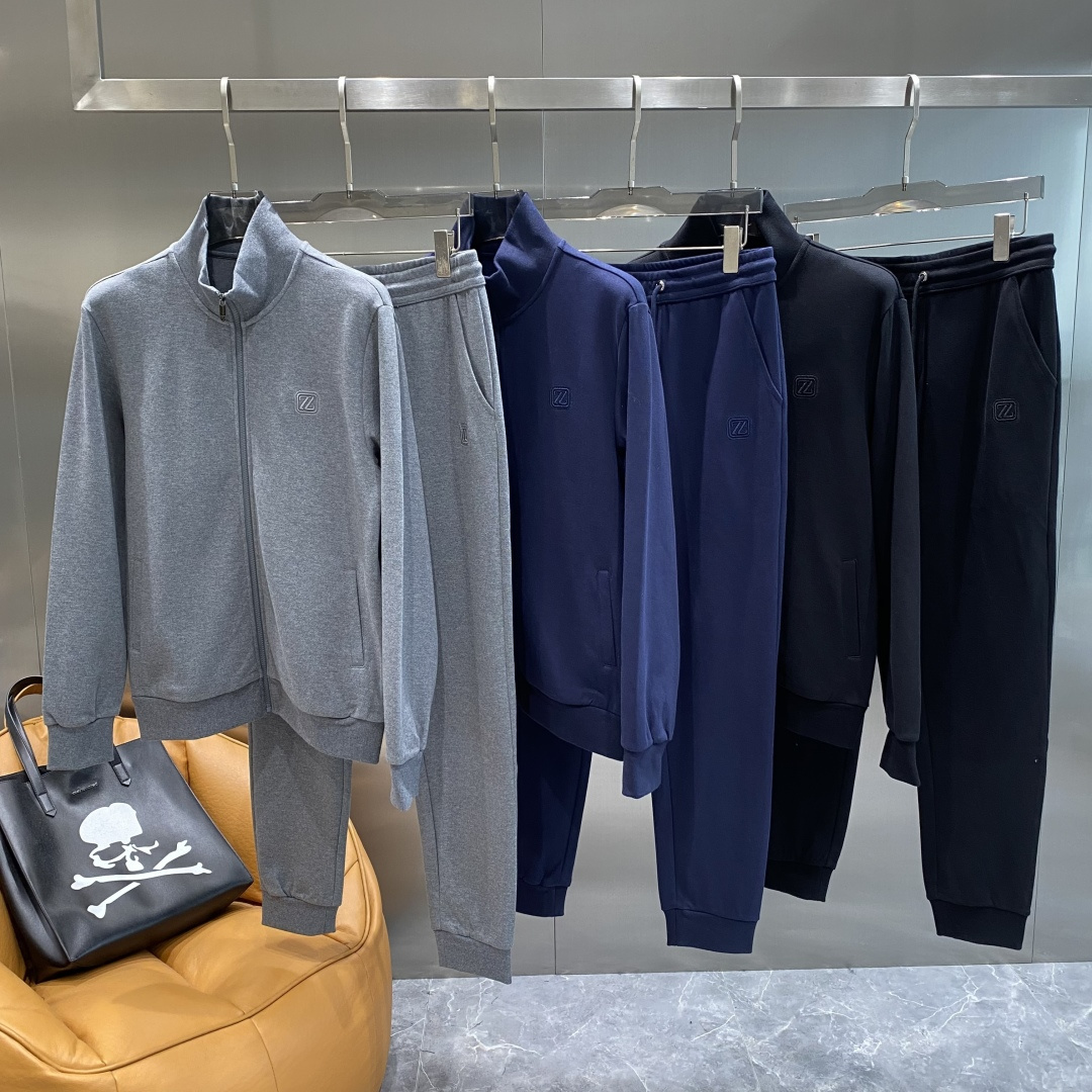 NO:703163,Support after-sales service after the new year 'Jenny's House' new autumn and winter suits, catwalk styles, customized fabrics and jacket design, very fashionable, super good shape, not easy to wrinkle, no pilling, perfect details and flawless upper body effect, versatile and fashionable, size M-3XL, next day,,zegna,jackets & coats,19860909支持年后售后 《杰尼家》 秋冬新款套装 走秀款 定制面料搭配夹克版型设计 非常洋气 版型超好不易褶皱 不起球 细节走线完美无瑕疵 上身效果棒棒哒 百搭又不失时尚感 码数M-3XL隔天,,zegna,jackets & coats,,Men's clothing