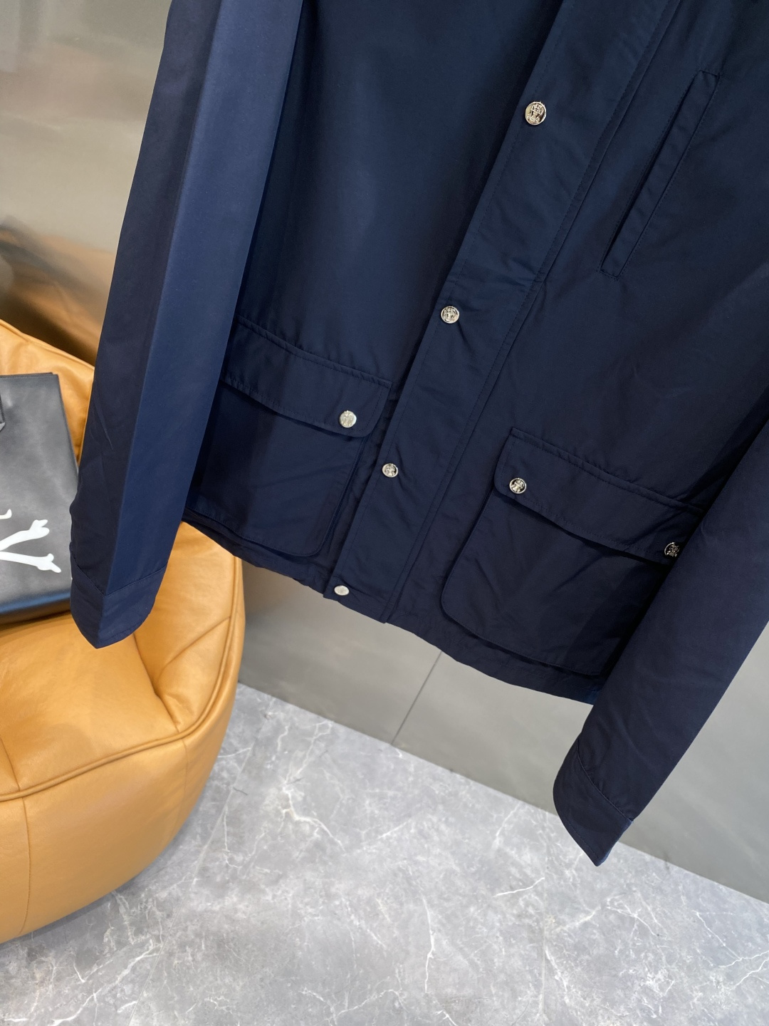 《𝙉𝙚𝙬🤍🖤布鲁家》25ss早秋风衣夹克外套爆款 秋冬专柜新款休闲时尚夹克外套！超前卫设计风格 细腻舒适