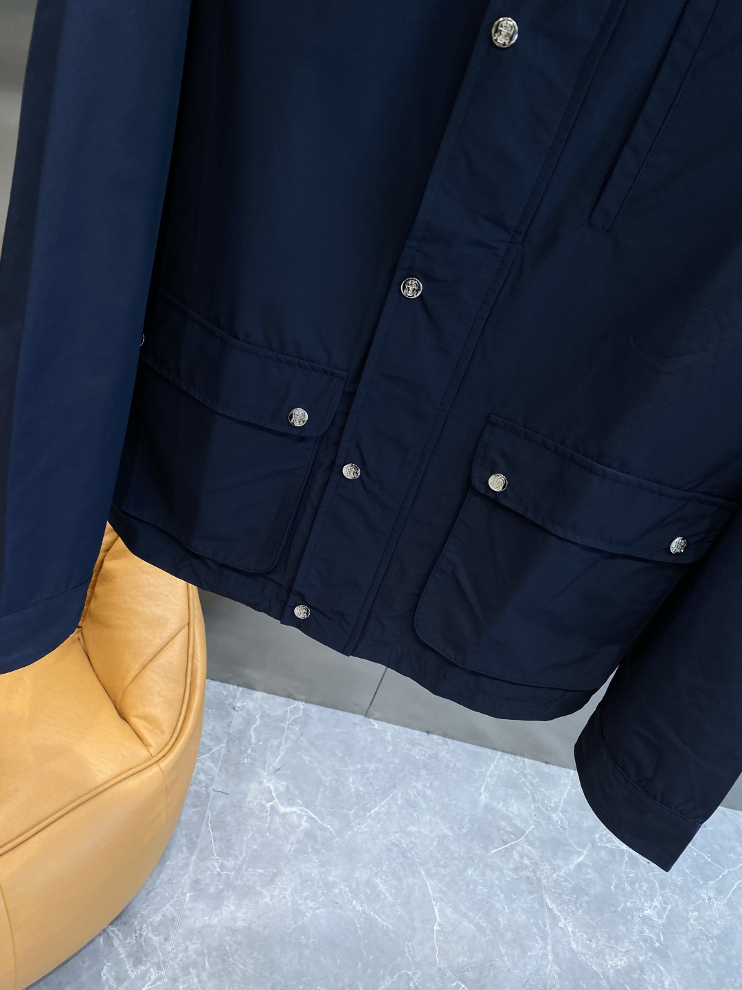 《𝙉𝙚𝙬🤍🖤布鲁家》25ss早秋风衣夹克外套爆款 秋冬专柜新款休闲时尚夹克外套！超前卫设计风格 细腻舒适