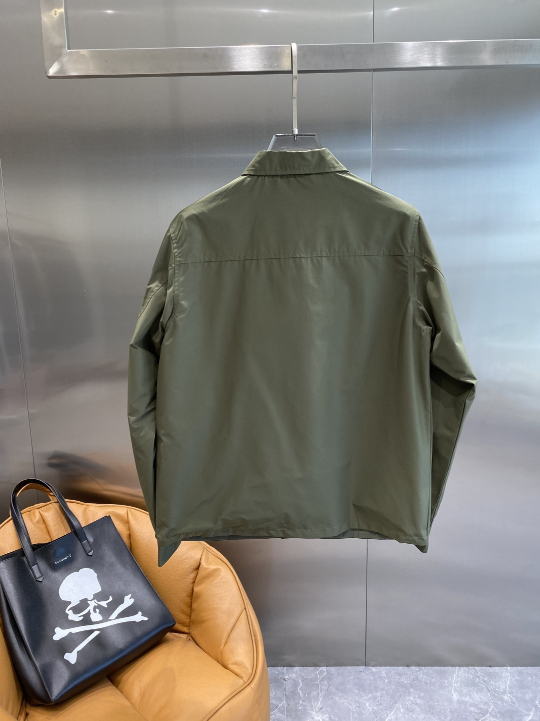 《𝙉𝙚𝙬🤍🖤布鲁家》25ss早秋风衣夹克外套爆款 秋冬专柜新款休闲时尚夹克外套！超前卫设计风格 细腻舒适