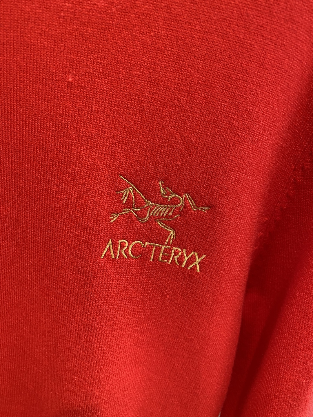 《𝙉𝙚𝙬🤍🖤鸟家》2025秋冬新款毛衣 高品质意大利进口面料，高密度针织，时尚百搭毛衣，帅气十足。经典L