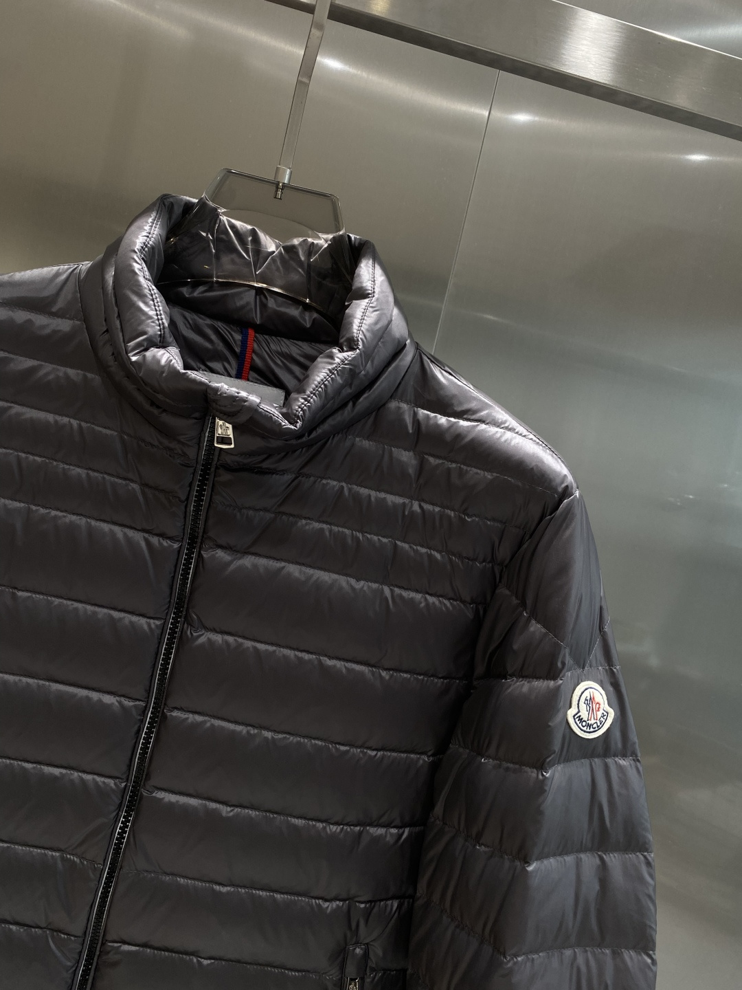 《𝙉𝙚𝙬🤍🖤蒙家》代购正品级别秋冬新款羽绒服 原版1:1订制五金配件全进口原版定制 欢迎专柜对比 绝对的