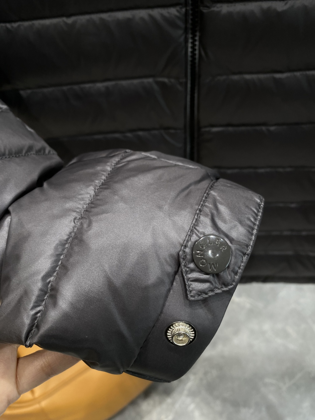 《𝙉𝙚𝙬🤍🖤蒙家》代购正品级别秋冬新款羽绒服 原版1:1订制五金配件全进口原版定制 欢迎专柜对比 绝对的