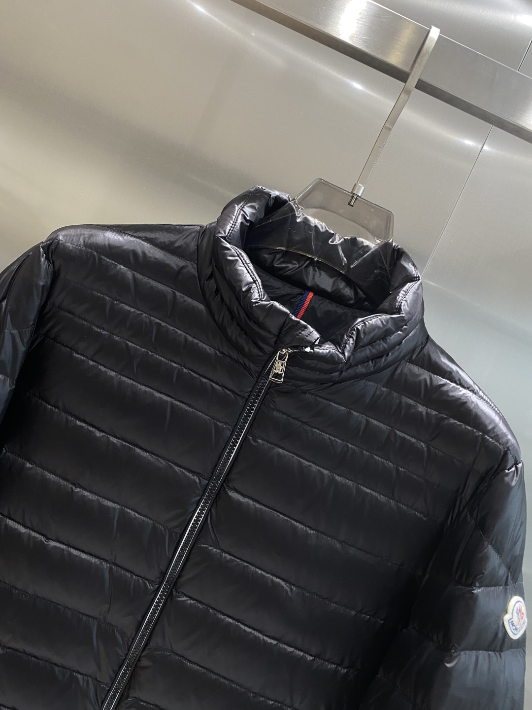 《𝙉𝙚𝙬🤍🖤蒙家》代购正品级别秋冬新款羽绒服 原版1:1订制五金配件全进口原版定制 欢迎专柜对比 绝对的