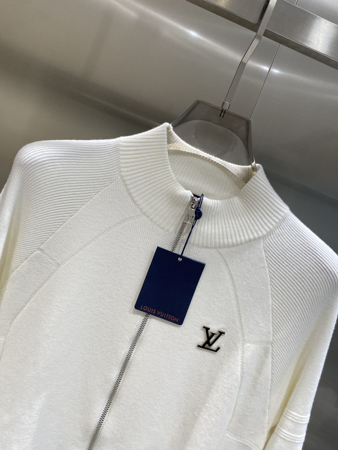 《𝙉𝙚𝙬🤍🖤驴家》25ss秋冬 最新最顶级开衫羊毛针织衫开衫毛衣，精致配色融合新款潮套头衫，最顶级的品质