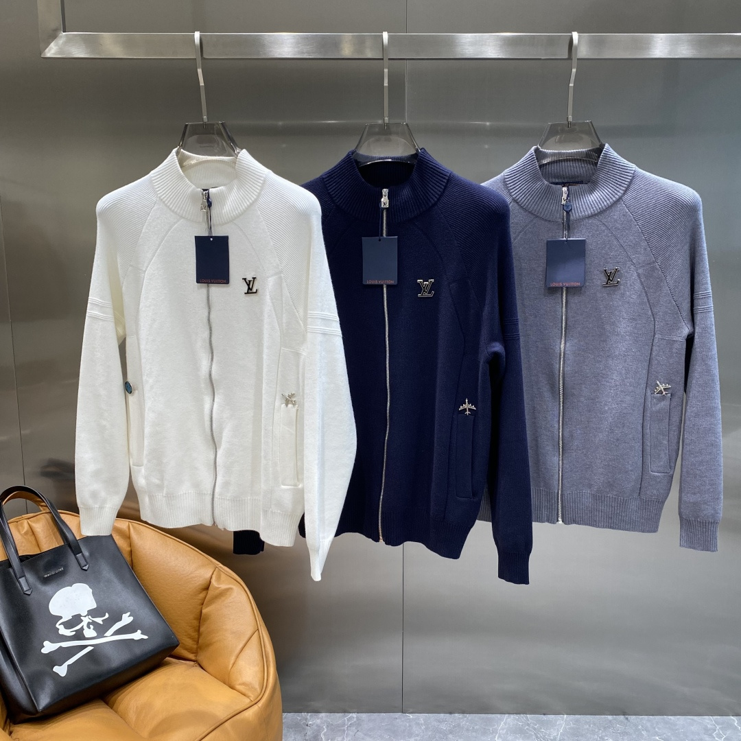 《𝙉𝙚𝙬🤍🖤驴家》25ss秋冬 最新最顶级开衫羊毛针织衫开衫毛衣，精致配色融合新款潮套头衫，最顶级的品质