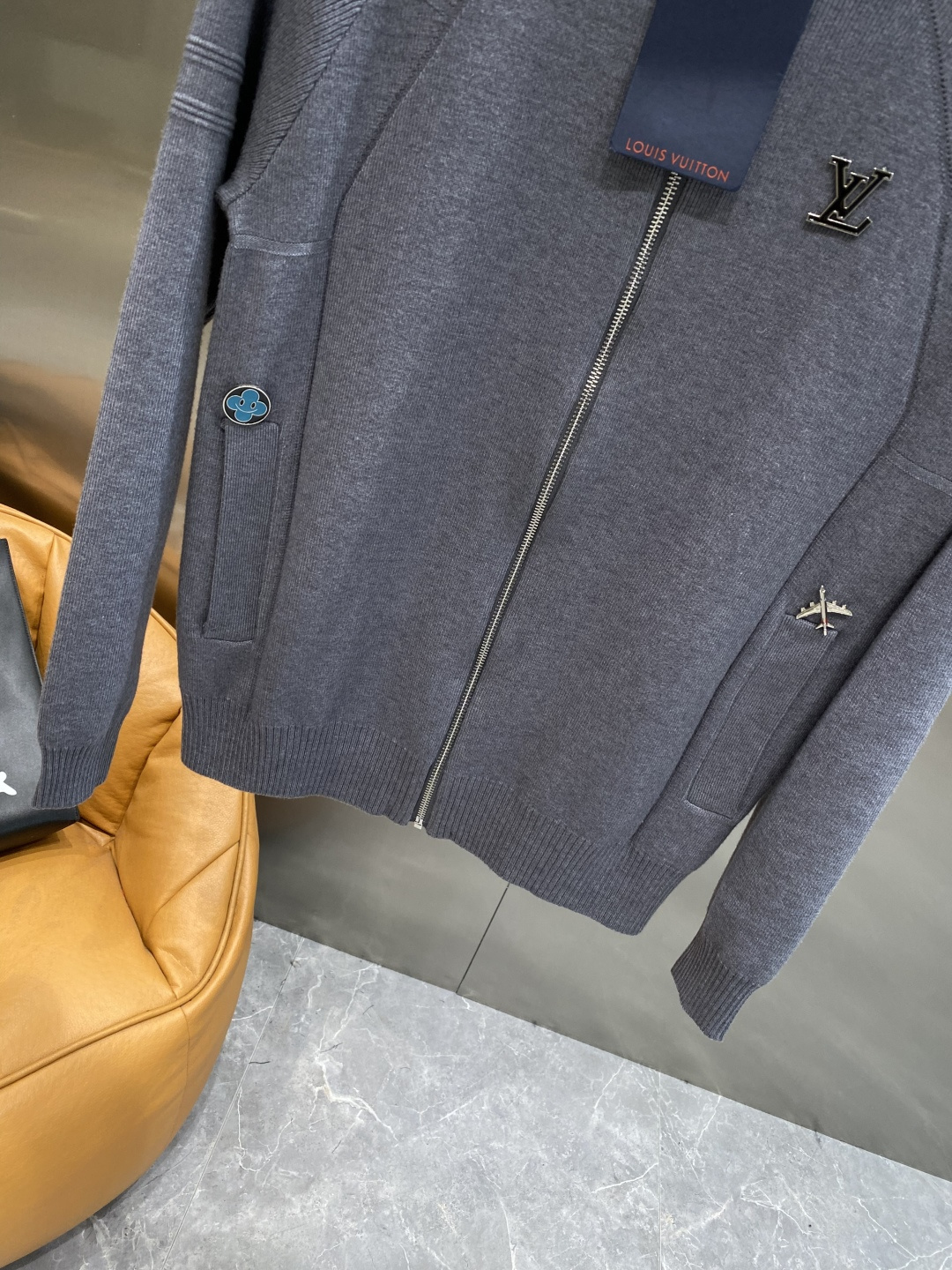 《𝙉𝙚𝙬🤍🖤驴家》25ss秋冬 最新最顶级开衫羊毛针织衫开衫毛衣，精致配色融合新款潮套头衫，最顶级的品质