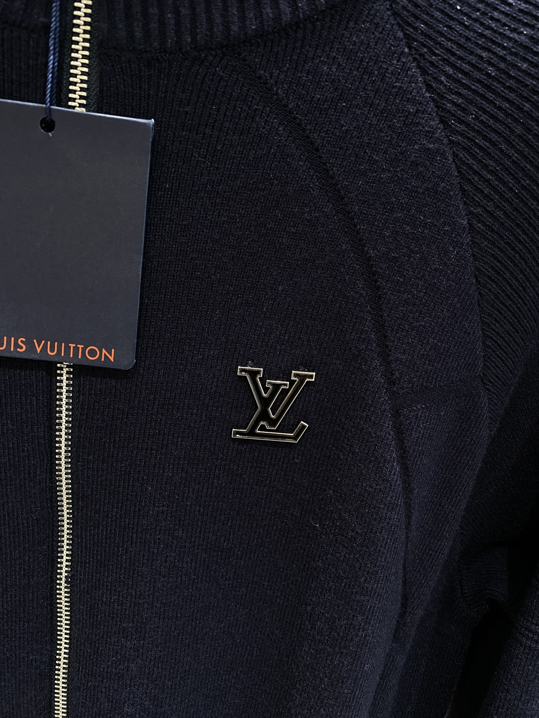 《𝙉𝙚𝙬🤍🖤驴家》25ss秋冬 最新最顶级开衫羊毛针织衫开衫毛衣，精致配色融合新款潮套头衫，最顶级的品质