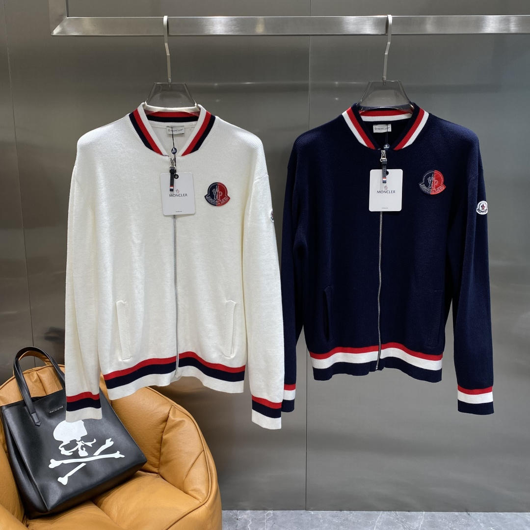 《𝙉𝙚𝙬🤍🖤蒙家》2025秋冬新款男士羊毛针织开衫外套。专柜在售爆款单品，各大时尚买手明星人手一件的百搭