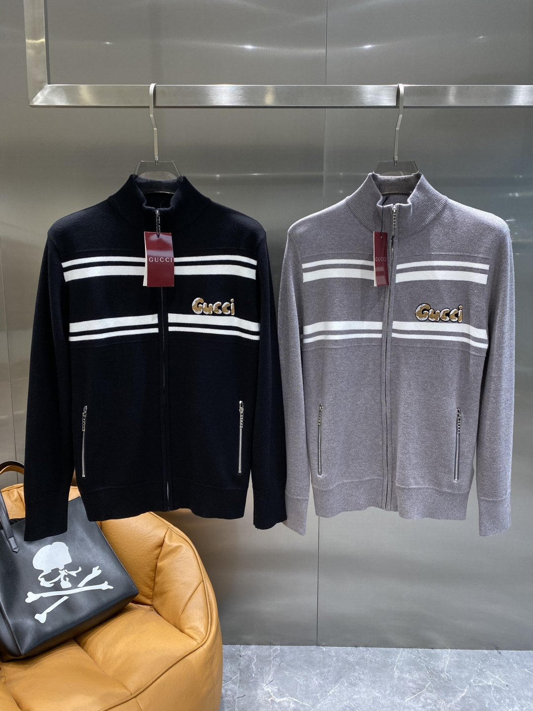 《𝙉𝙚𝙬🤍🖤古家》2025秋冬新款男士羊毛针织开衫外套。专柜在售爆款单品，各大时尚买手明星人手一件的百搭