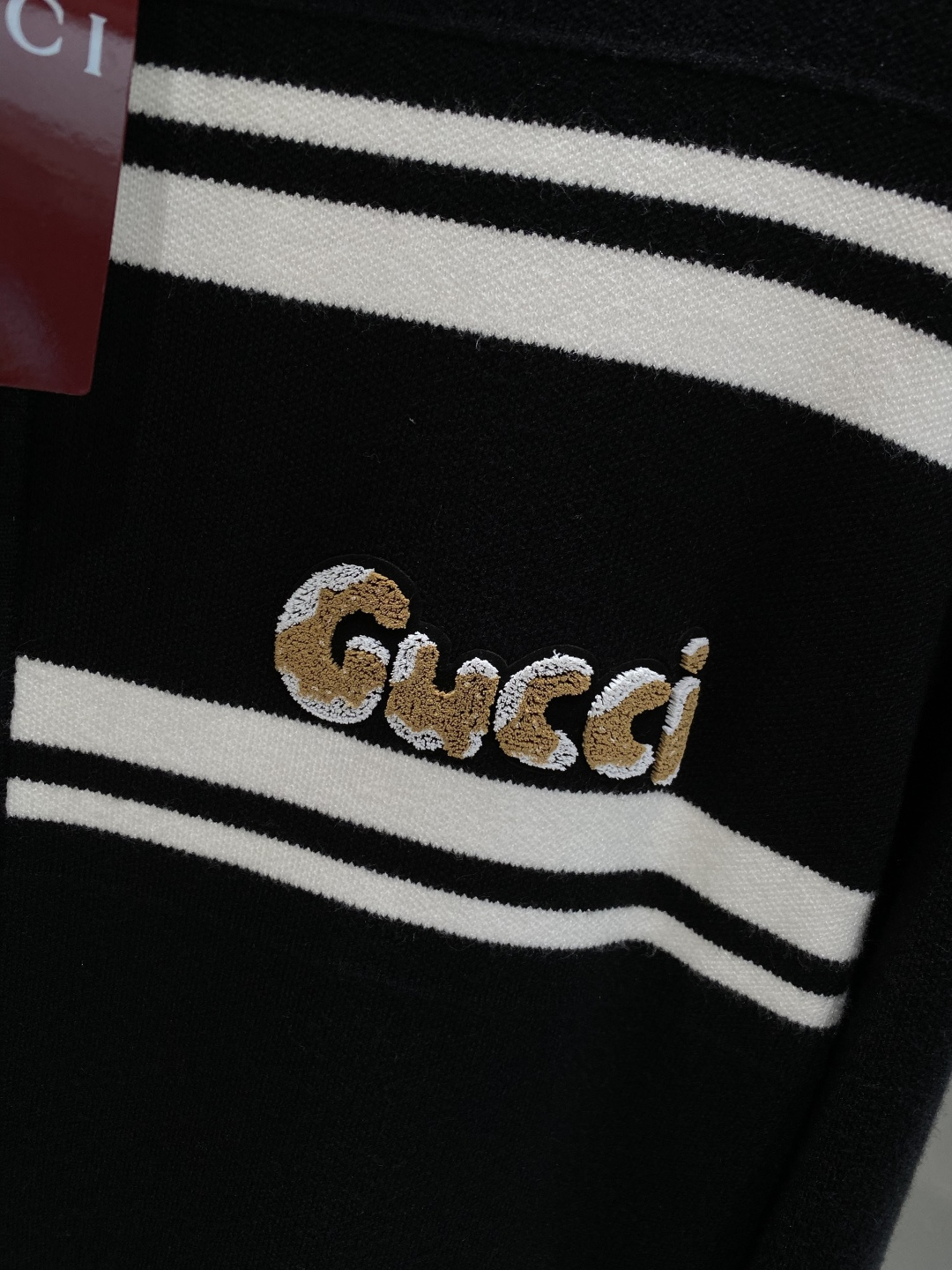 《𝙉𝙚𝙬🤍🖤古家》2025秋冬新款男士羊毛针织开衫外套。专柜在售爆款单品，各大时尚买手明星人手一件的百搭