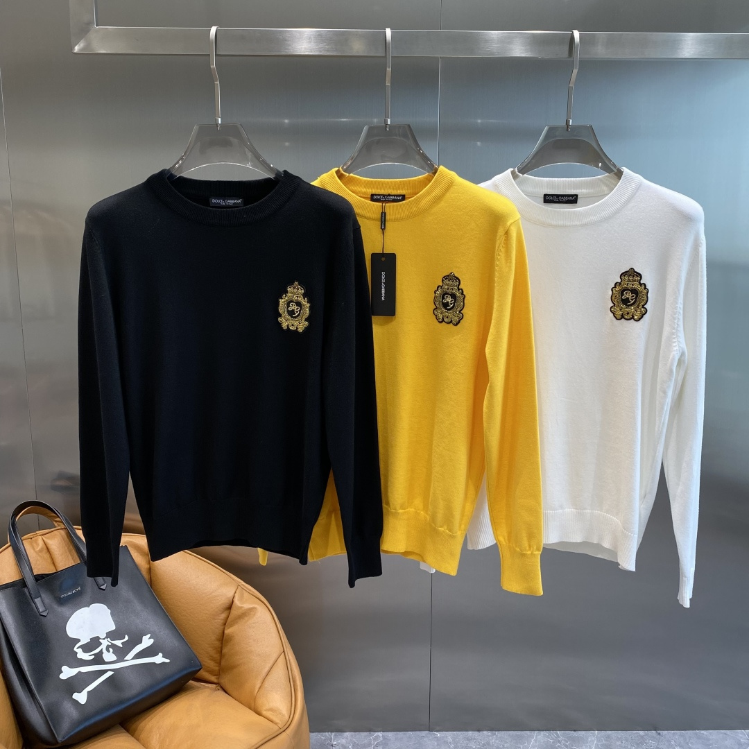 《𝙉𝙚𝙬🤍🖤DG家》2025秋冬新款毛衣 高品质意大利进口面料，高密度针织，时尚百搭毛衣，帅气十足。经典