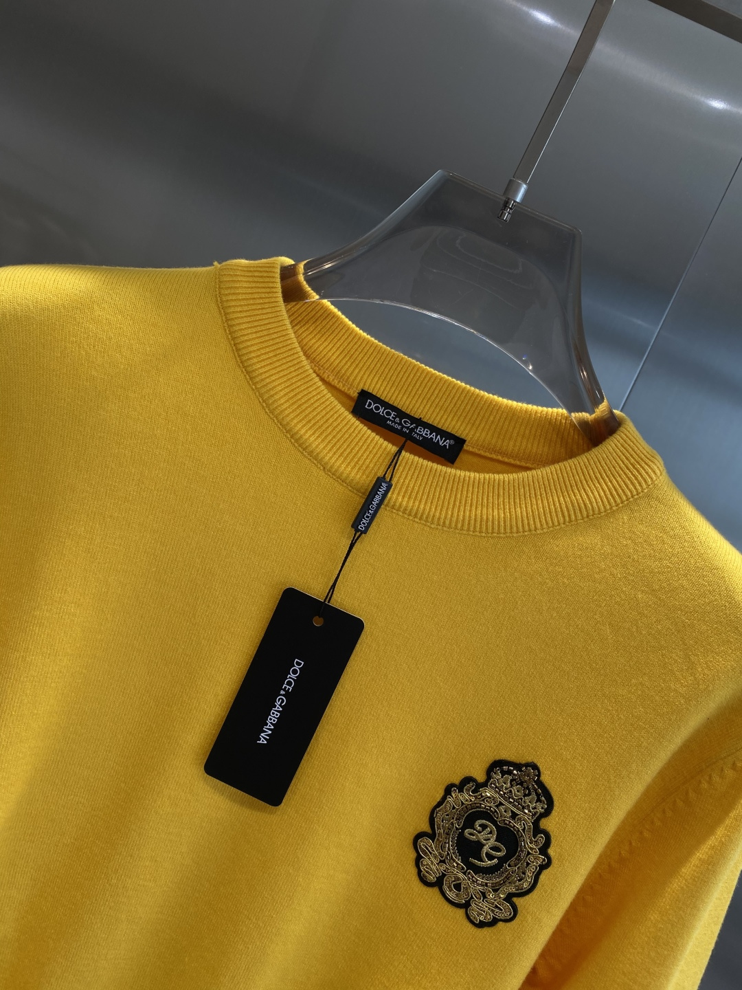 《𝙉𝙚𝙬🤍🖤DG家》2025秋冬新款毛衣 高品质意大利进口面料，高密度针织，时尚百搭毛衣，帅气十足。经典