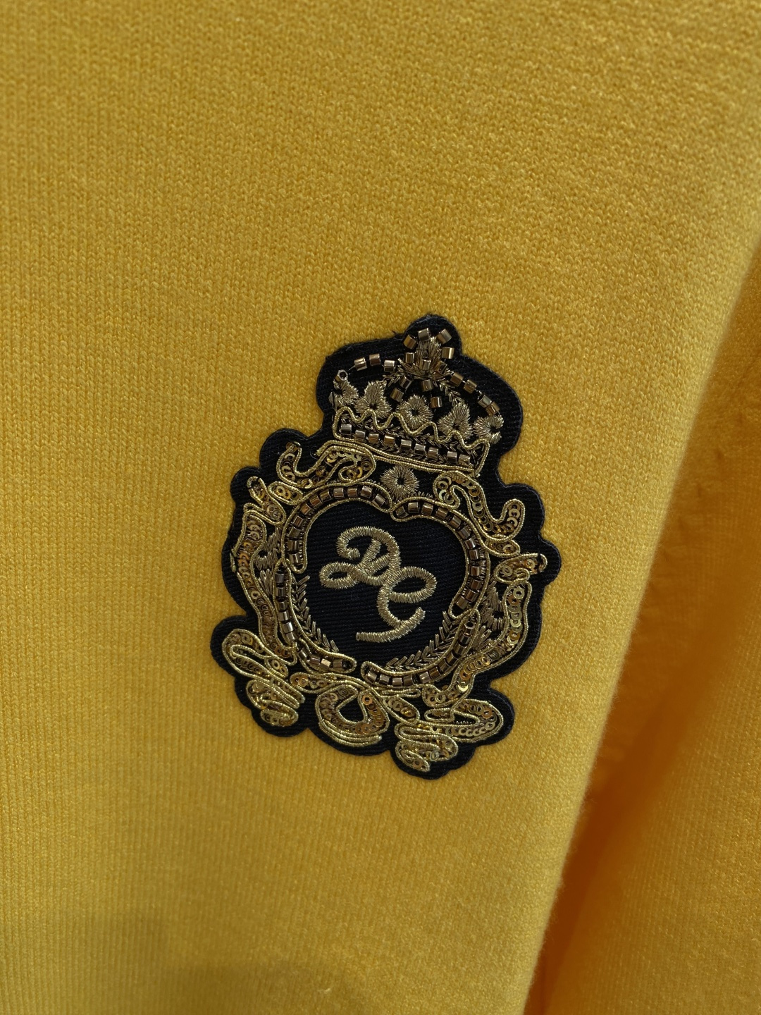 《𝙉𝙚𝙬🤍🖤DG家》2025秋冬新款毛衣 高品质意大利进口面料，高密度针织，时尚百搭毛衣，帅气十足。经典